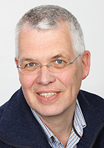 Abbildung des Autors Dr. Frank Mertens.