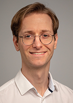Das Bild zeigt den Autor Dr.-Ing. Daniel Markthaler.