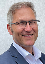 Das Bild zeigt den Autor Dipl.-Ing. Reinholt Schlechter.