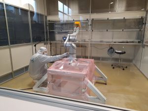 Robotik im aseptischen Umfeld: SKAN und Stäubli gelingt zukunftsweisendes Technologie- und Design-Upgrade
